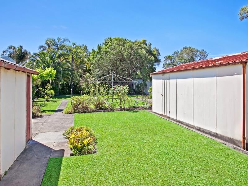34 Florence St, Towradgi NSW 2518