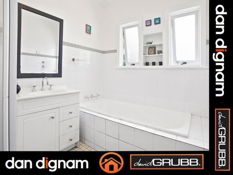 West Wollongong NSW 2500