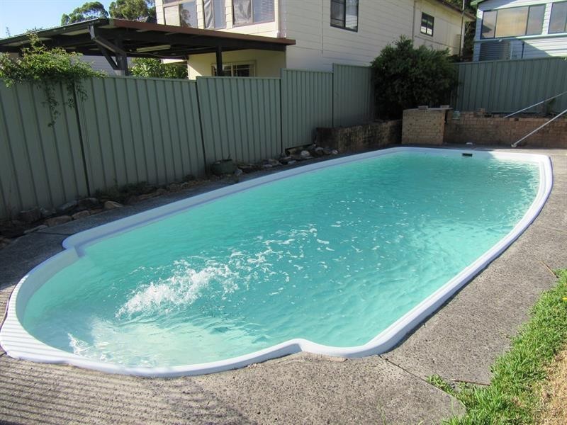 33 Thompson St, Woonona NSW 2517