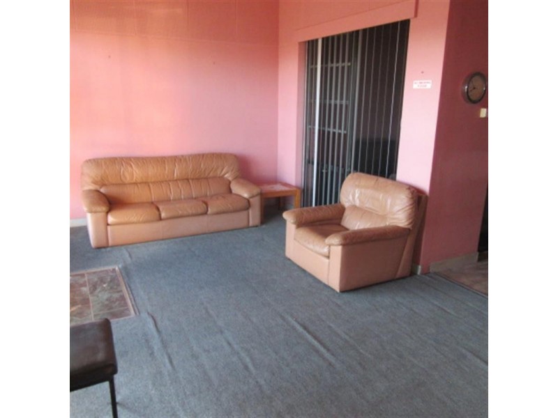 32 Queen St, Warilla NSW 2528