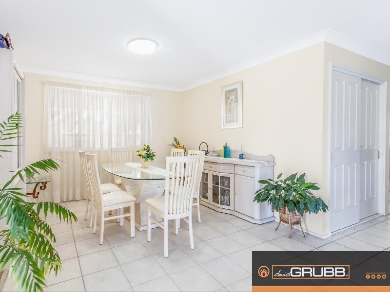 82 Kruger Ave, Windang NSW 2528