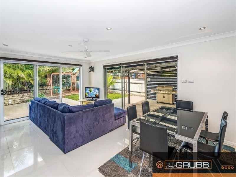 52 Tarrawanna Rd, Corrimal NSW 2518