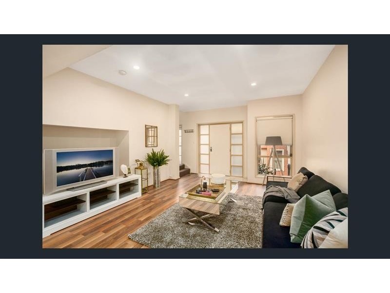 15/6 Kembla St, Balgownie NSW 2519