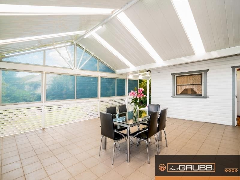 89 Heaslip St, Coniston NSW 2500