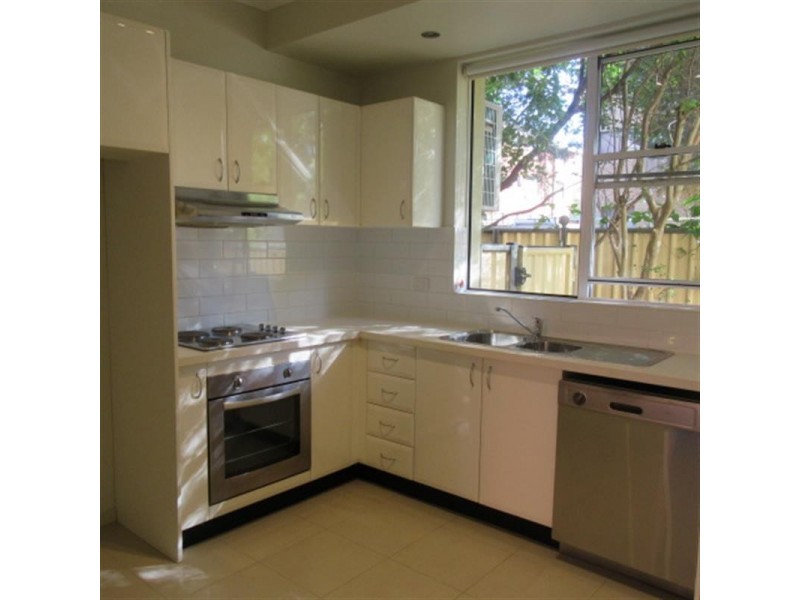 8/31 Kembla St, Wollongong NSW 2500