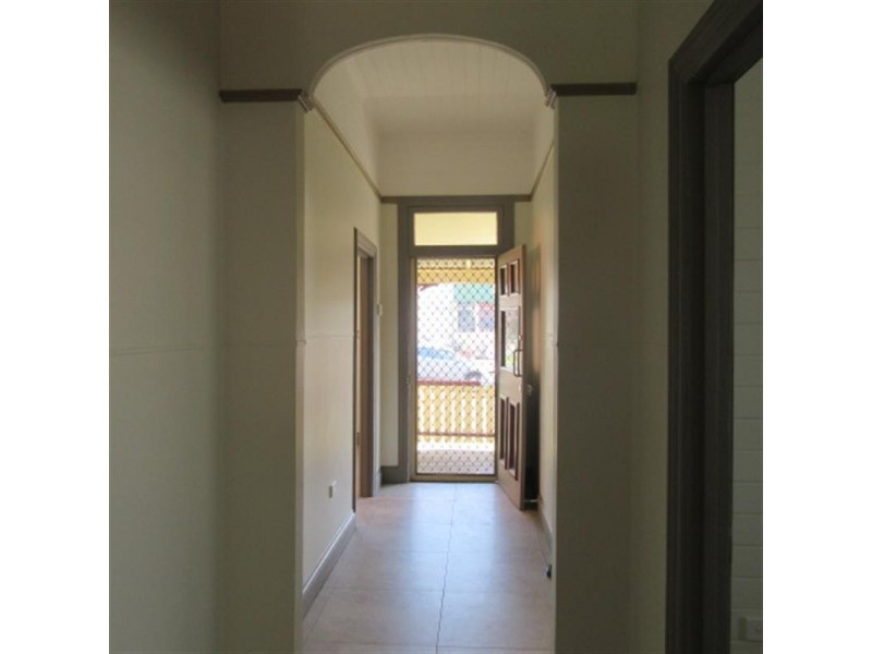 31 Auburn St, Wollongong NSW 2500
