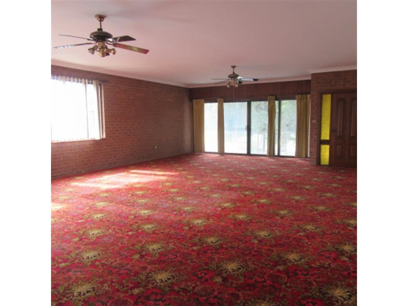 58 Windang Rd, Primbee NSW 2502