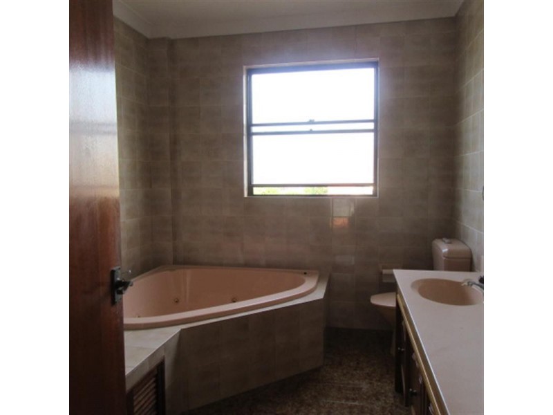 58 Windang Rd, Primbee NSW 2502