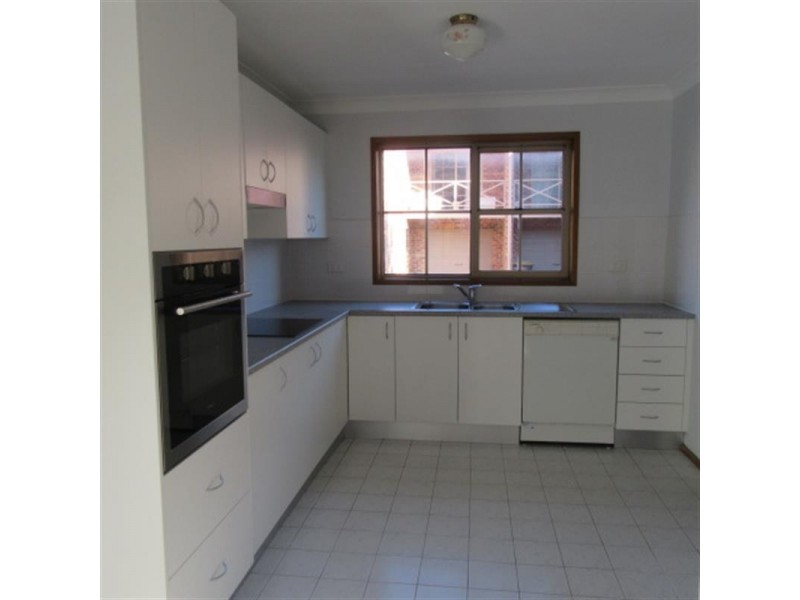 10/5-11 Robert St, Corrimal NSW 2518