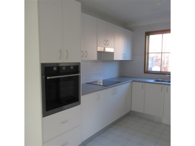10/5-11 Robert St, Corrimal NSW 2518
