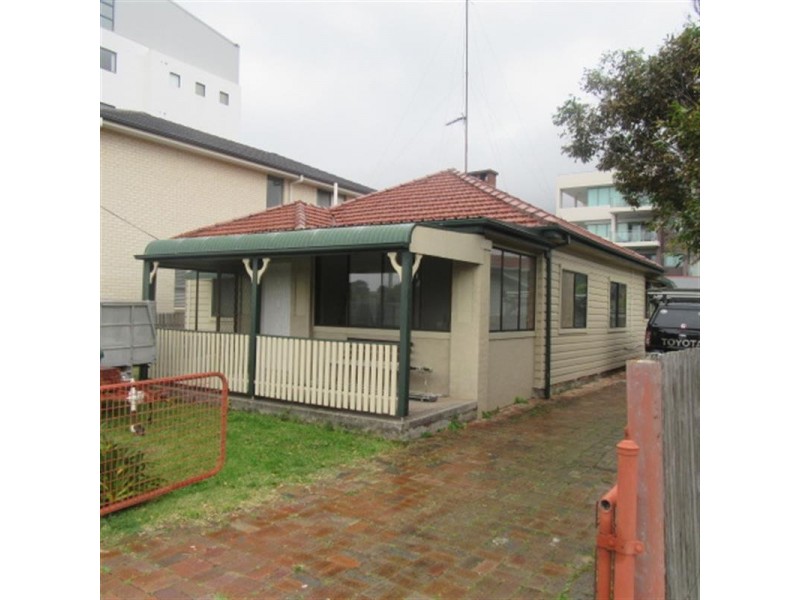 2/180 Corrimal St, Wollongong NSW 2500