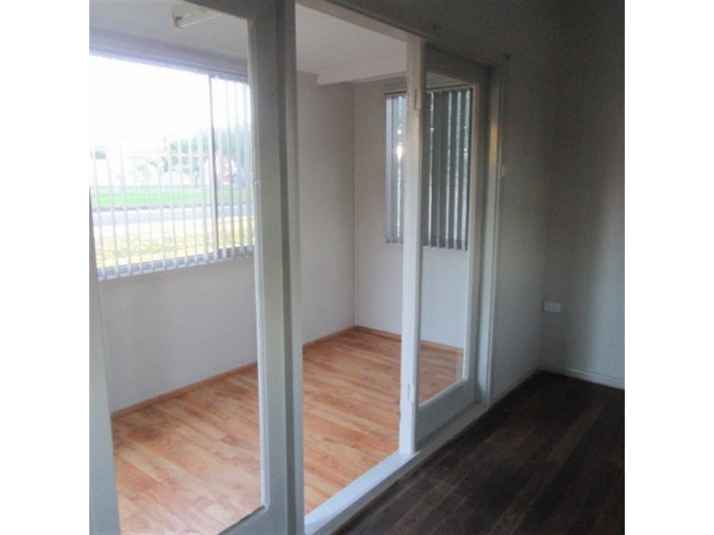 31  Jason Ave, Barrack Heights NSW 2528