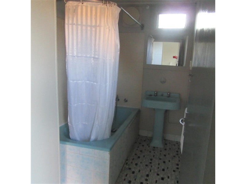 31  Jason Ave, Barrack Heights NSW 2528