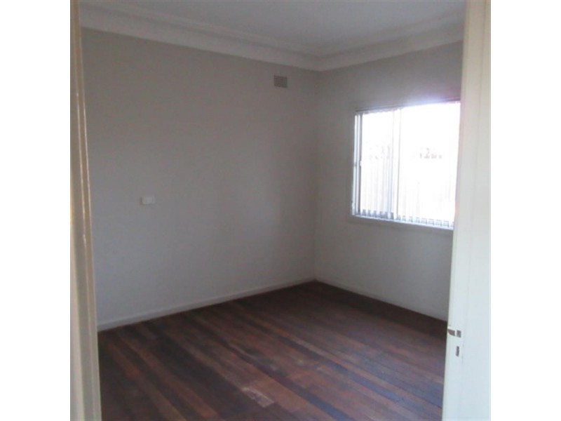 31  Jason Ave, Barrack Heights NSW 2528