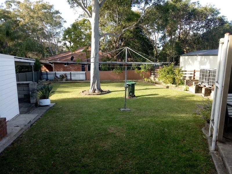 51 Franklin Ave, Bulli NSW 2516