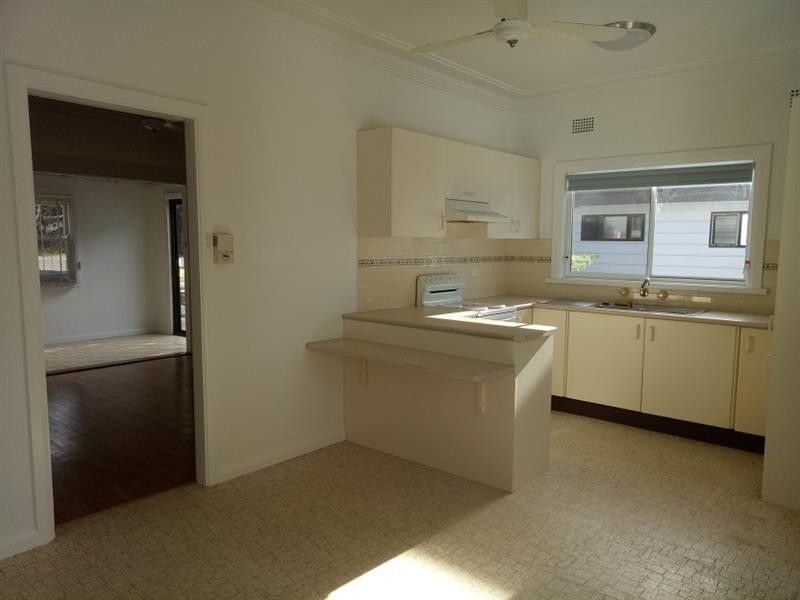 51 Franklin Ave, Bulli NSW 2516