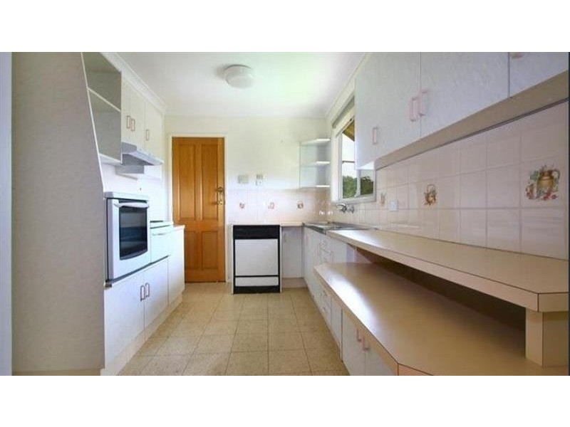 23 Iris Ave, Coniston NSW 2500