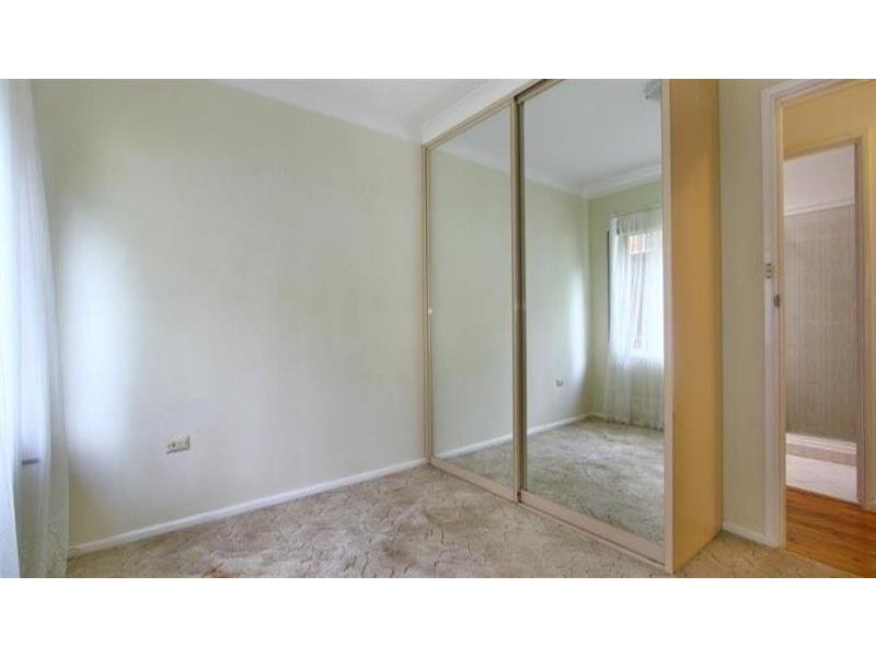 23 Iris Ave, Coniston NSW 2500