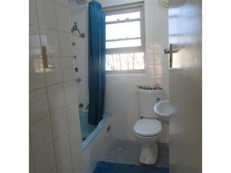 1/10 Booyong St, West Wollongong NSW 2500