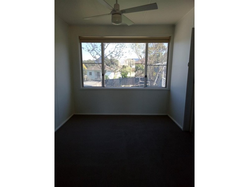 72 Taronga St, Mount Saint Thomas NSW 2500