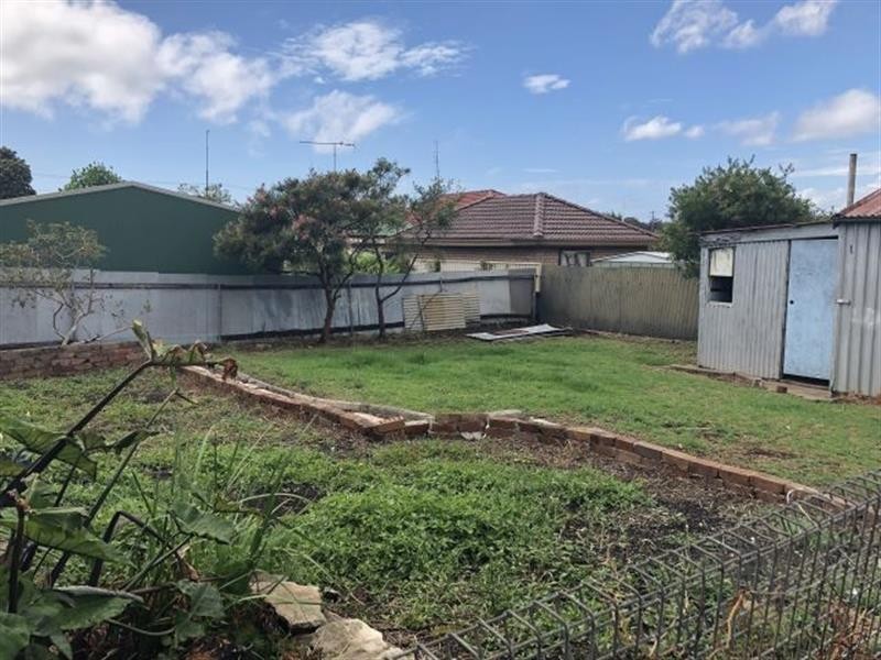 16 Princess St, Corrimal NSW 2518