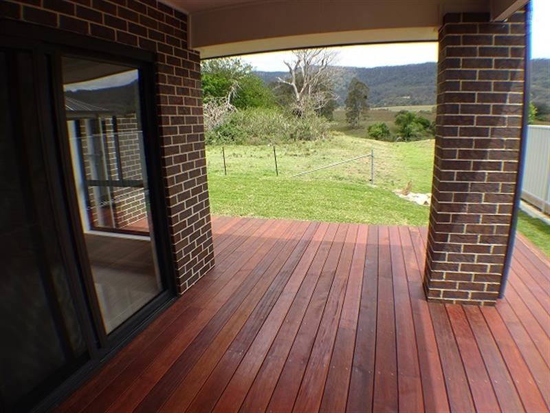 17 Cloverfield  Pl, Horsley NSW 2530