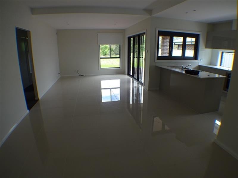 17 Cloverfield  Pl, Horsley NSW 2530