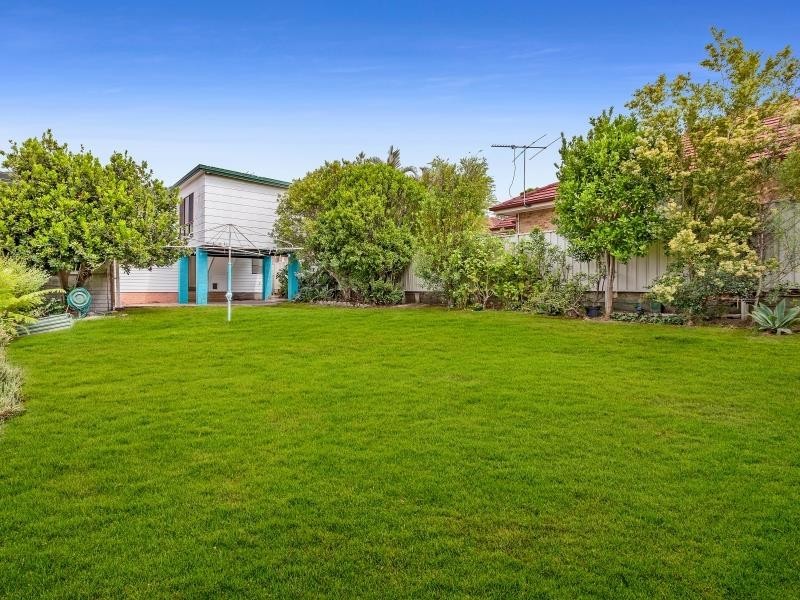 7 Midgely  St, Corrimal NSW 2518