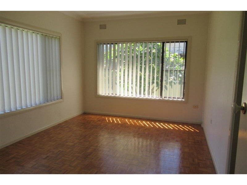 17 Primbee Cres, Primbee NSW 2502