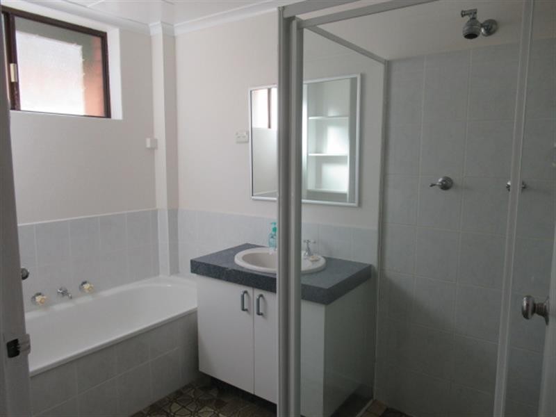 1/131 Princes Highway, Corrimal NSW 2518