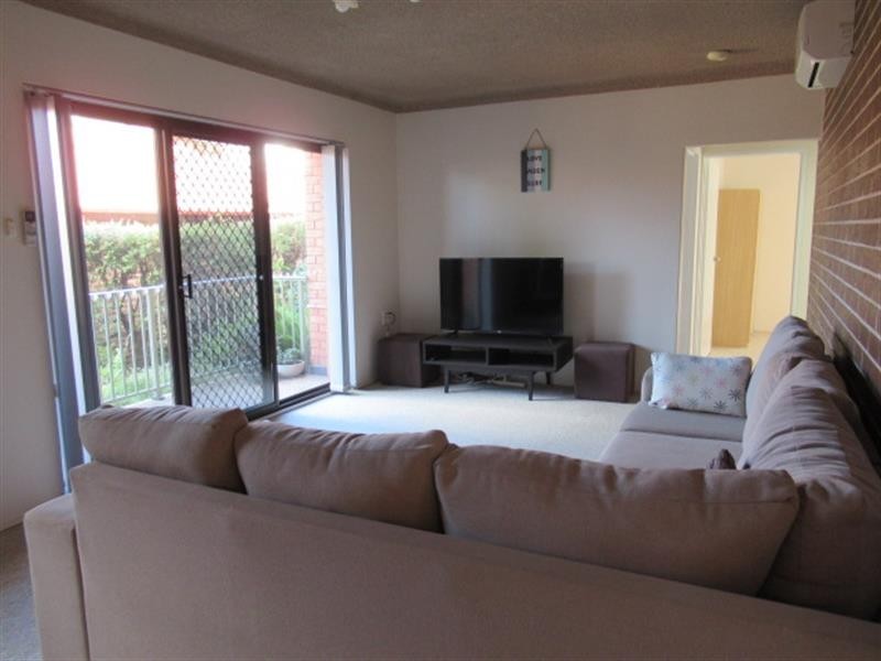 1/131 Princes Highway, Corrimal NSW 2518