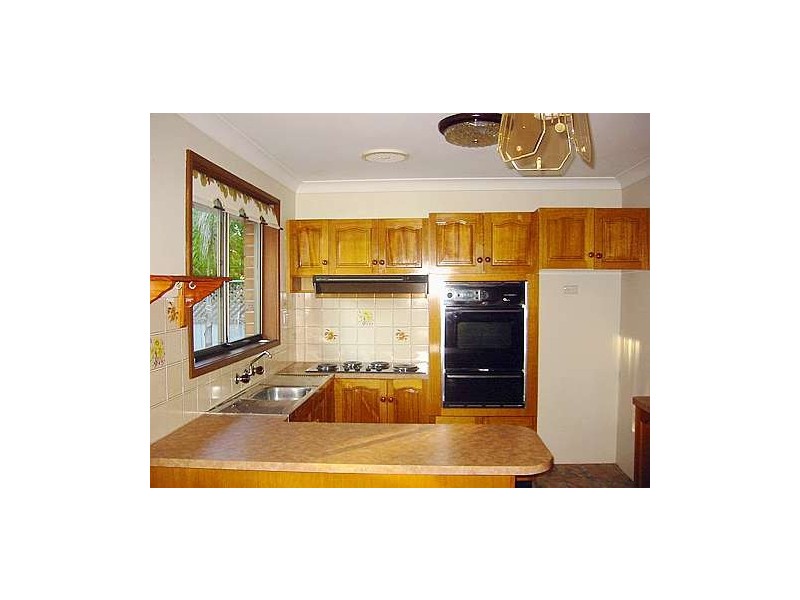 2/12 Alice St, Woonona NSW 2517