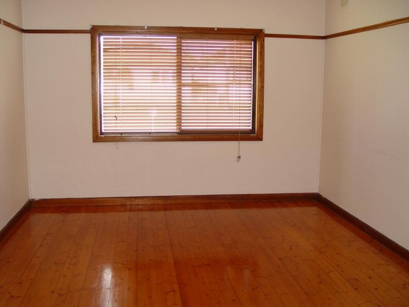 54 Murranar Rd, Towradgi NSW 2518