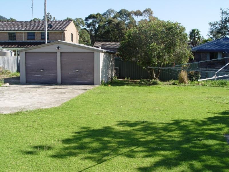 70 Collaery Rd, Woonona NSW 2517