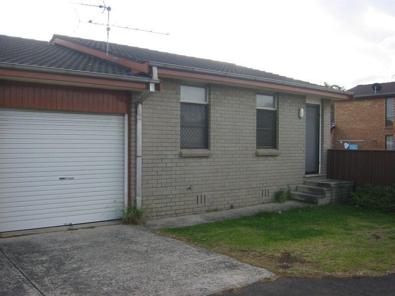 3/10 Park Rd, Woonona NSW 2517