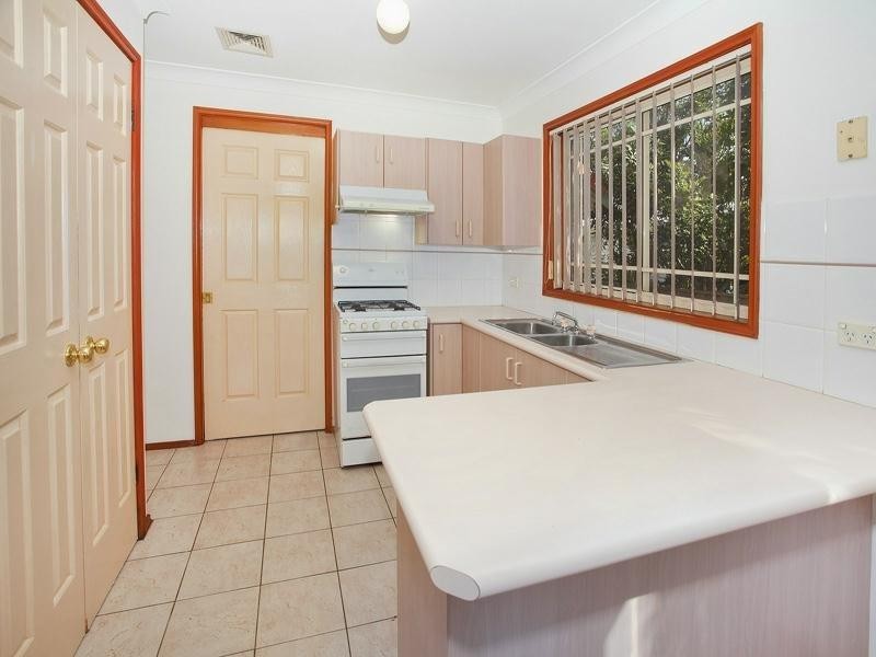 1/215 Lawrence Hargrave Dr, Thirroul NSW 2515