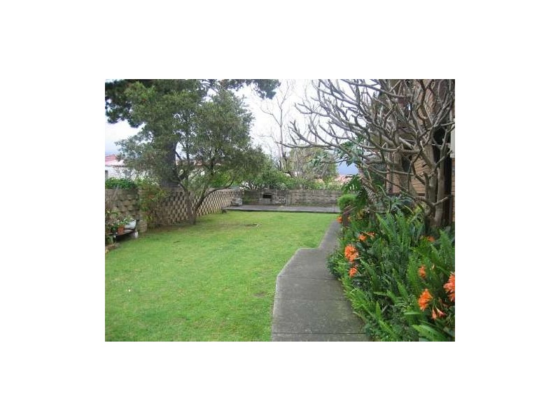 2/10 Hurley Cres, Fairy Meadow NSW 2519