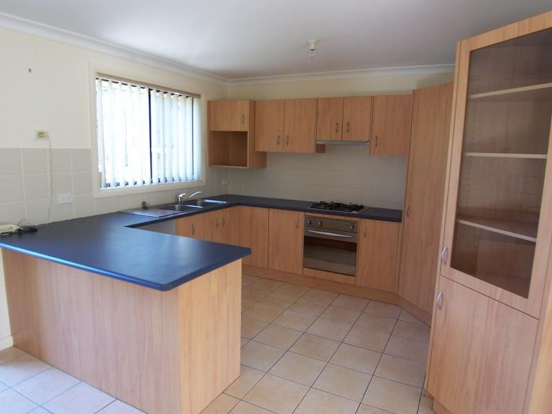 2/9 Figtree Cres, Figtree NSW 2525