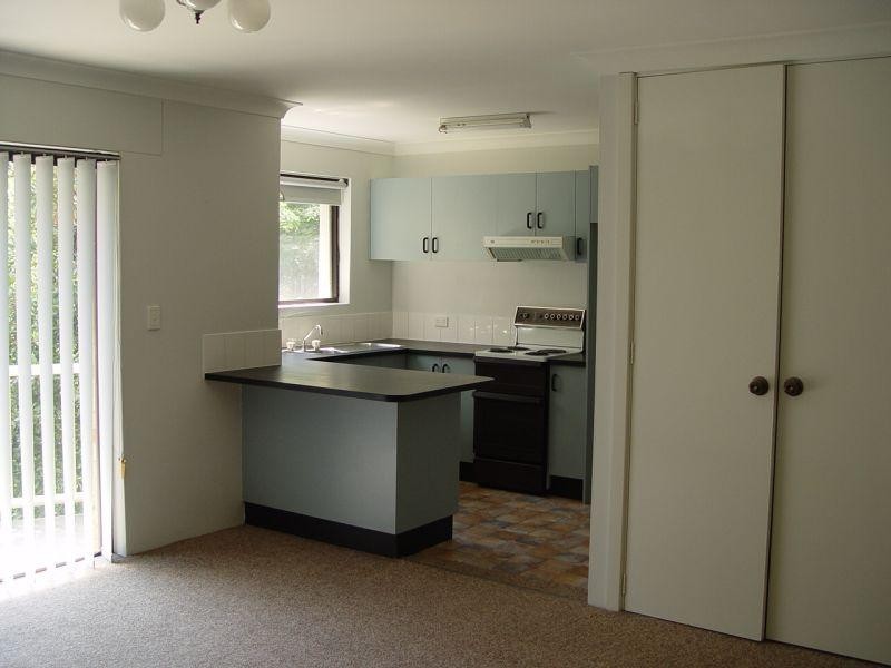 24/2-4 Hindmarsh Ave, Wollongong NSW 2500