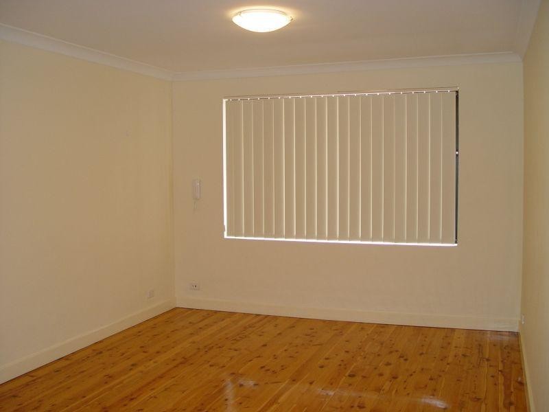 2/15 Hillview St, Gwynneville NSW 2500
