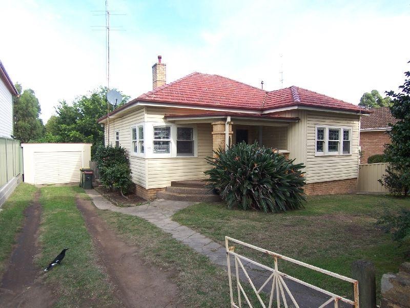 183 Gipps Rd, Keiraville NSW 2500