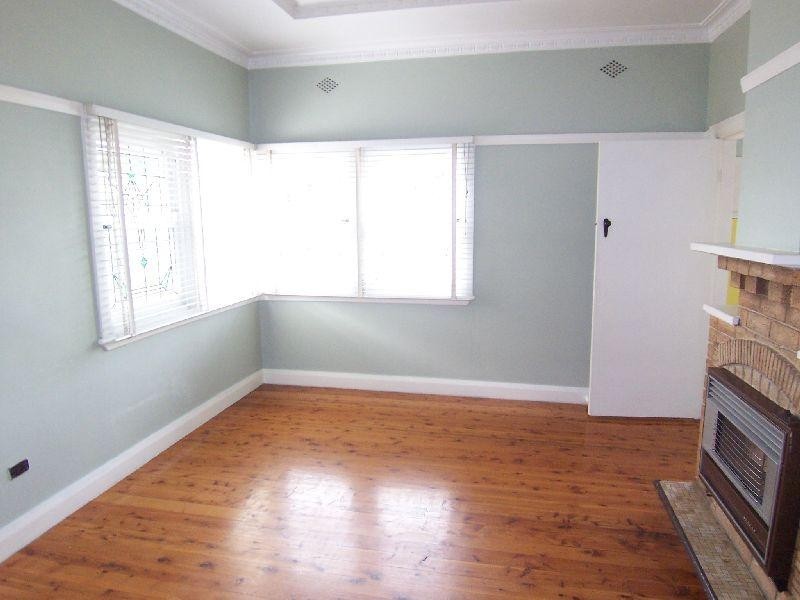 183 Gipps Rd, Keiraville NSW 2500