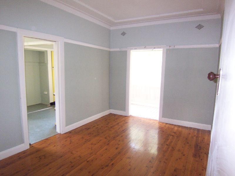 183 Gipps Rd, Keiraville NSW 2500