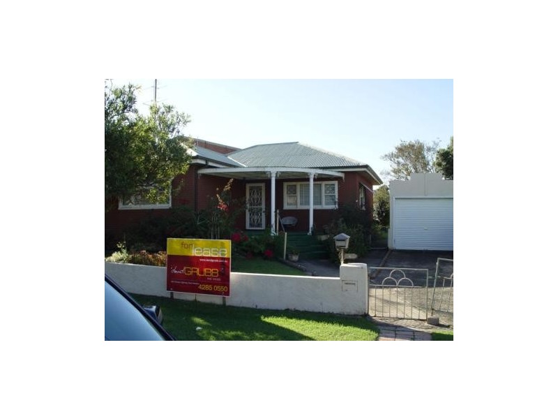18 Jardine St, Fairy Meadow NSW 2519