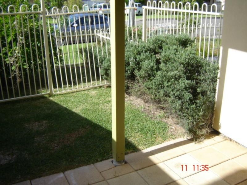 1/6 John St, Woonona NSW 2517