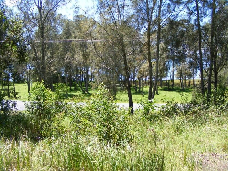 11 Coomba Rd, Coomba Park NSW 2428