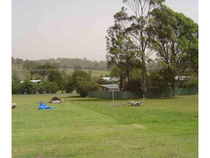 25 Moorooba Rd, Coomba Park NSW 2428