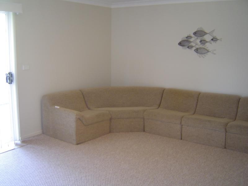 33 Warralong St, Coomba Park NSW 2428