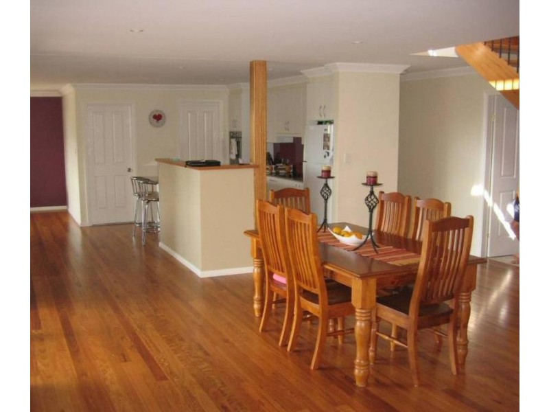 5 Gordon Cres, Pacific Palms NSW 2428