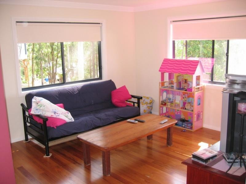 5 Gordon Cres, Pacific Palms NSW 2428